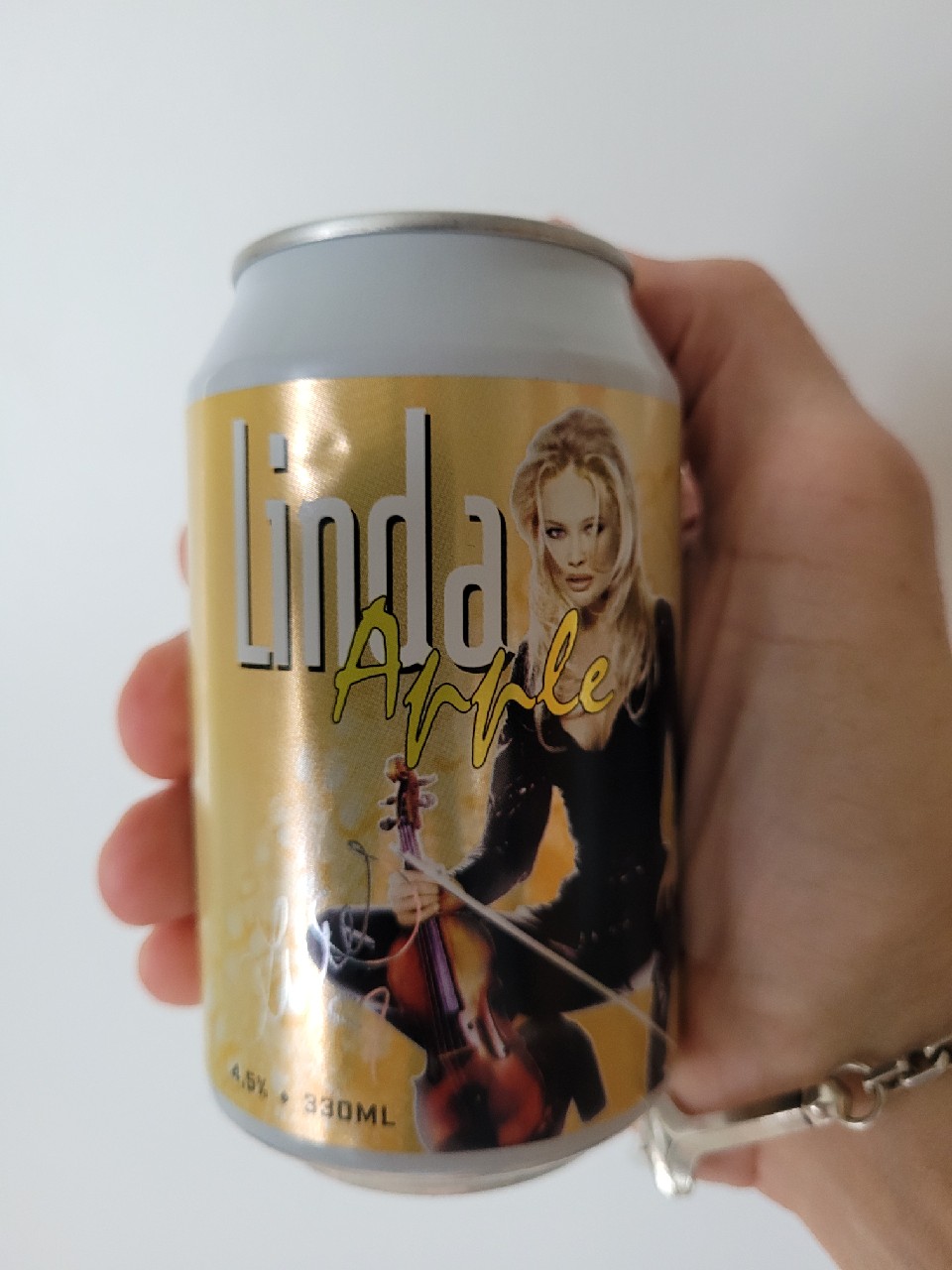 Linda Apple, Finland