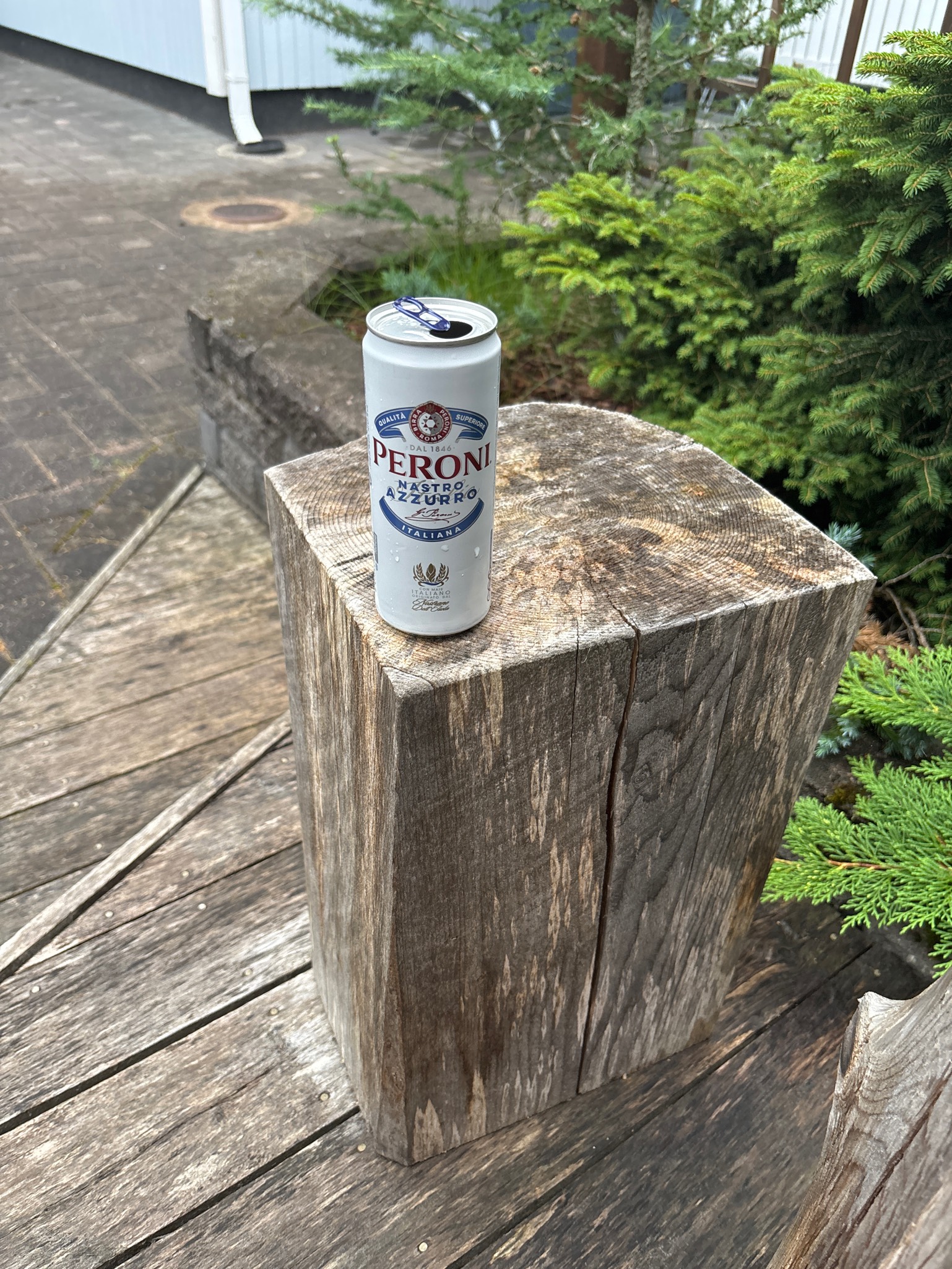 Nastro Azzurro 4.6%, Birra Peroni (Asahi Breweries)