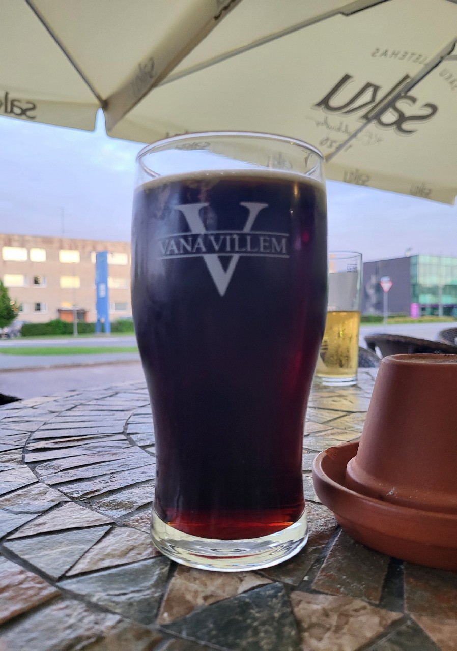 London Porter, Vana Villem