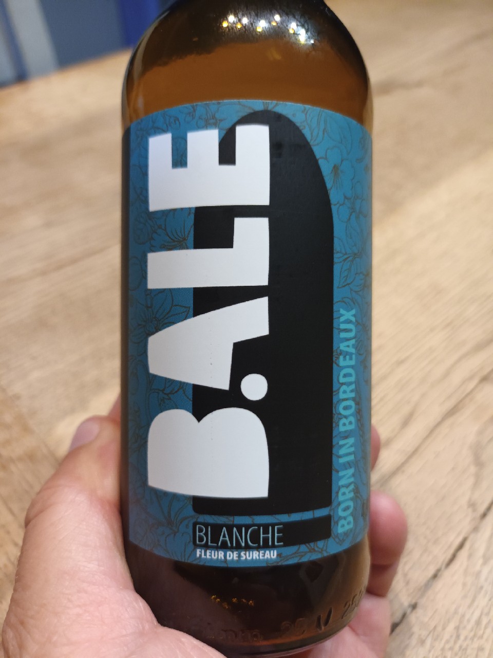 b.ale blanche, Brasserie Julien's (B.Ale)