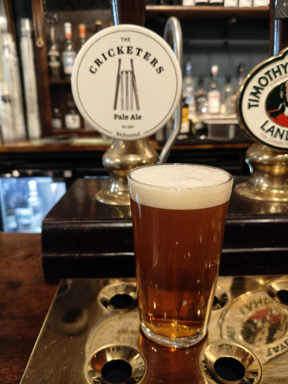 The Cricketers Pale Ale, Greene King