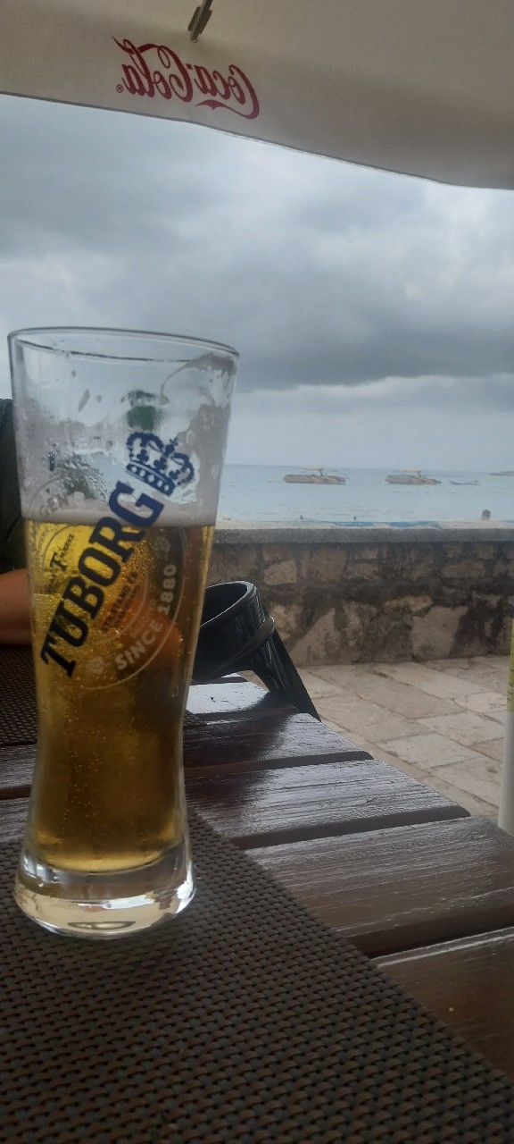 Tuborg, Carlsrom Beverage Co. (United Romanian Breweries)