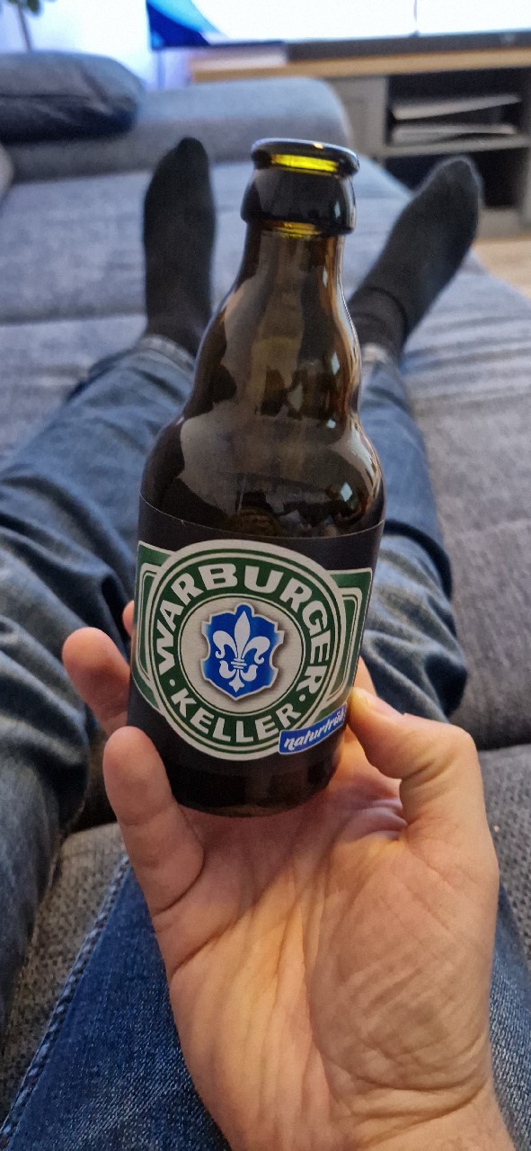 WARBURGER KELLER NATURTRÜB, Warburger Brauerei