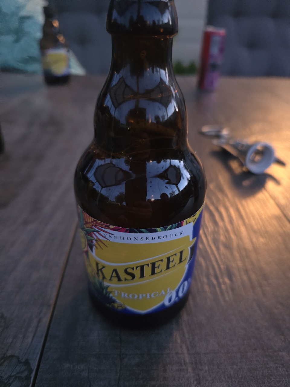 Kasteel Tropical 0.0%, Kasteel Brouwerij Vanhonsebrouck