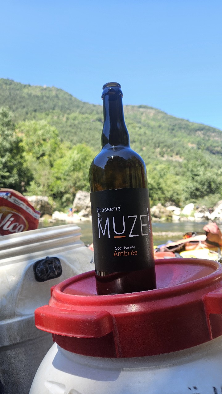 Muze Ambrée, Brasserie De La Muze