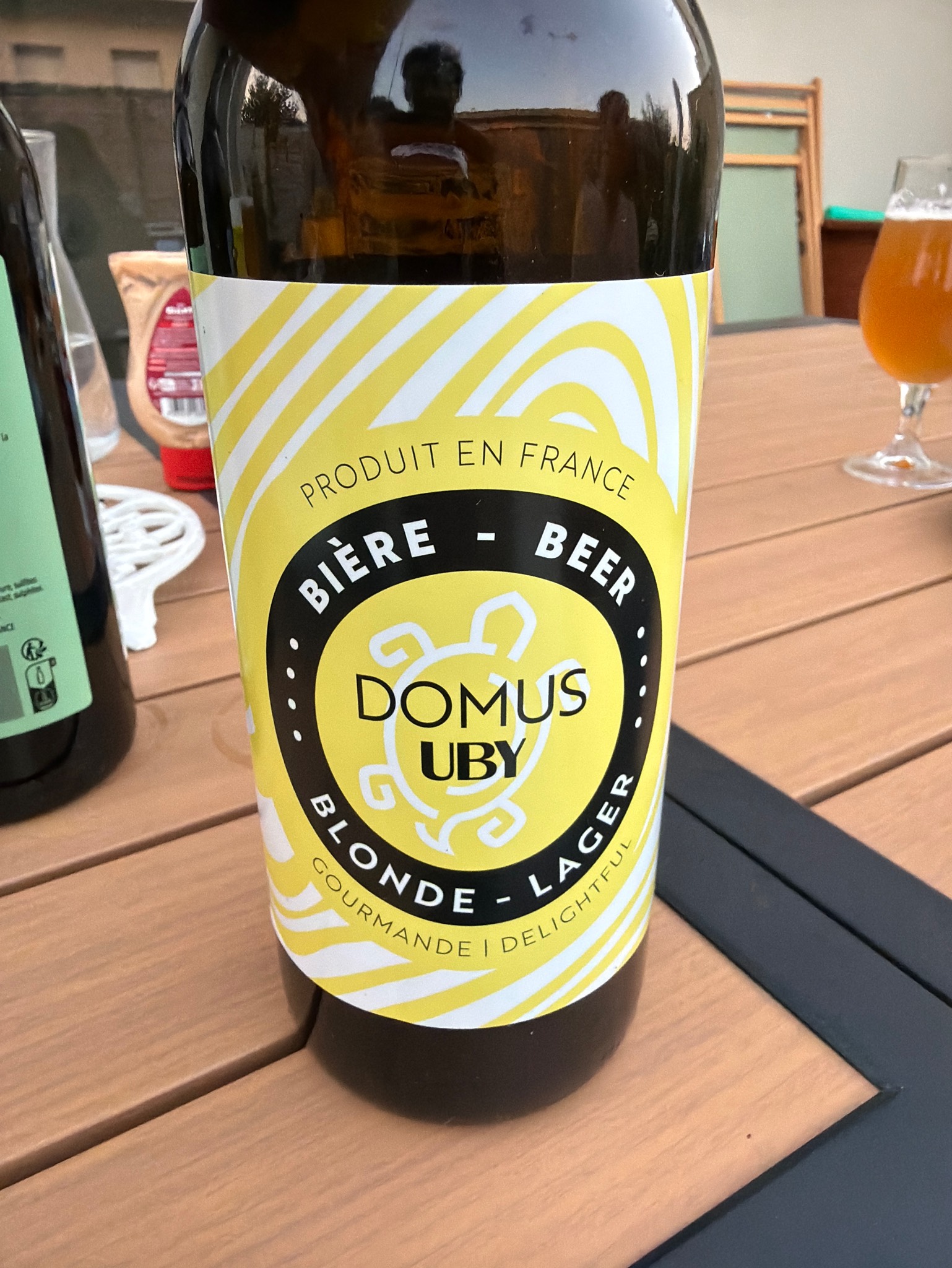 Domus Uby Blonde, France