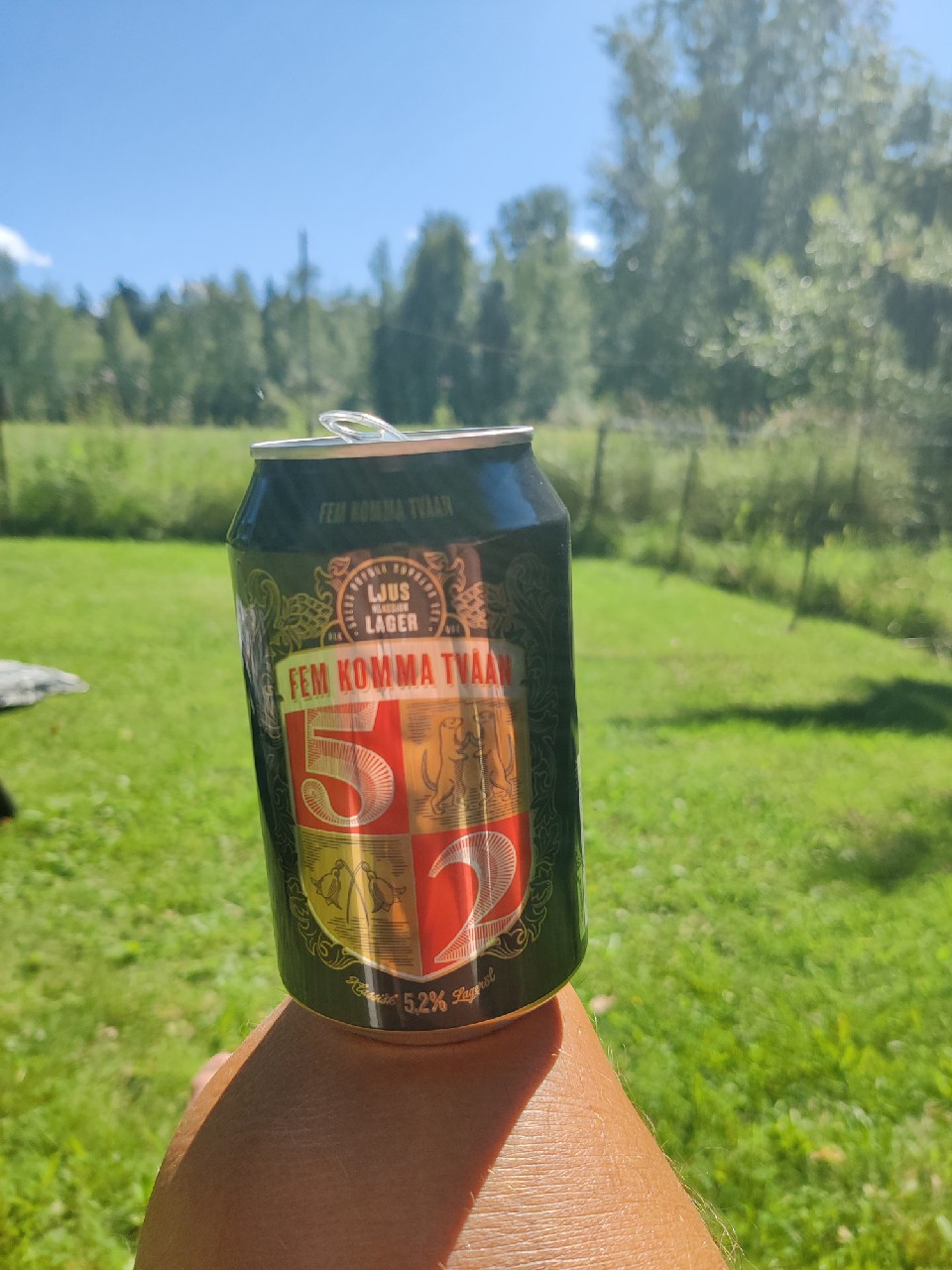 Fem Komma Tvåan, Sweden