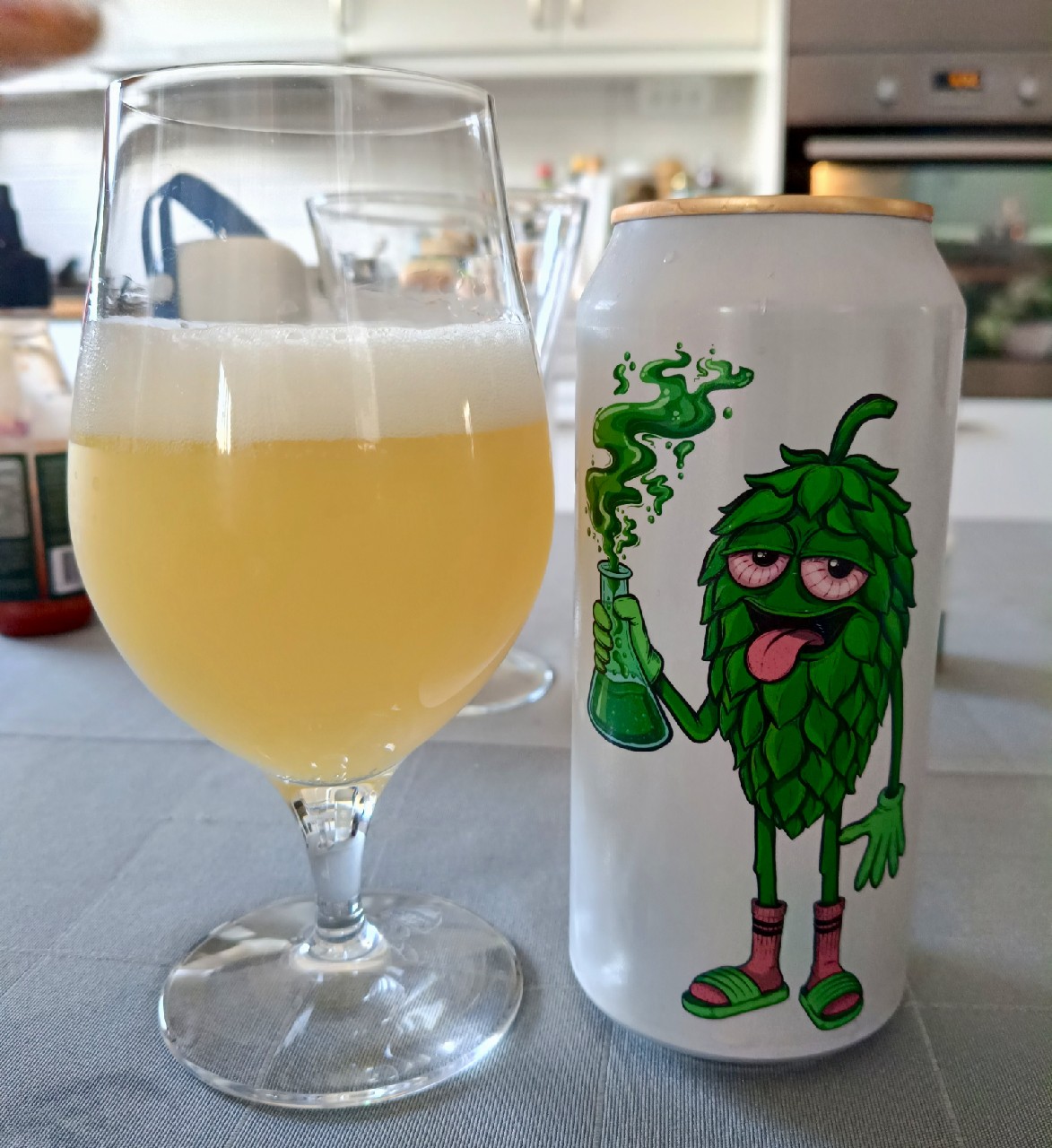 Hazy Harry, Sweden