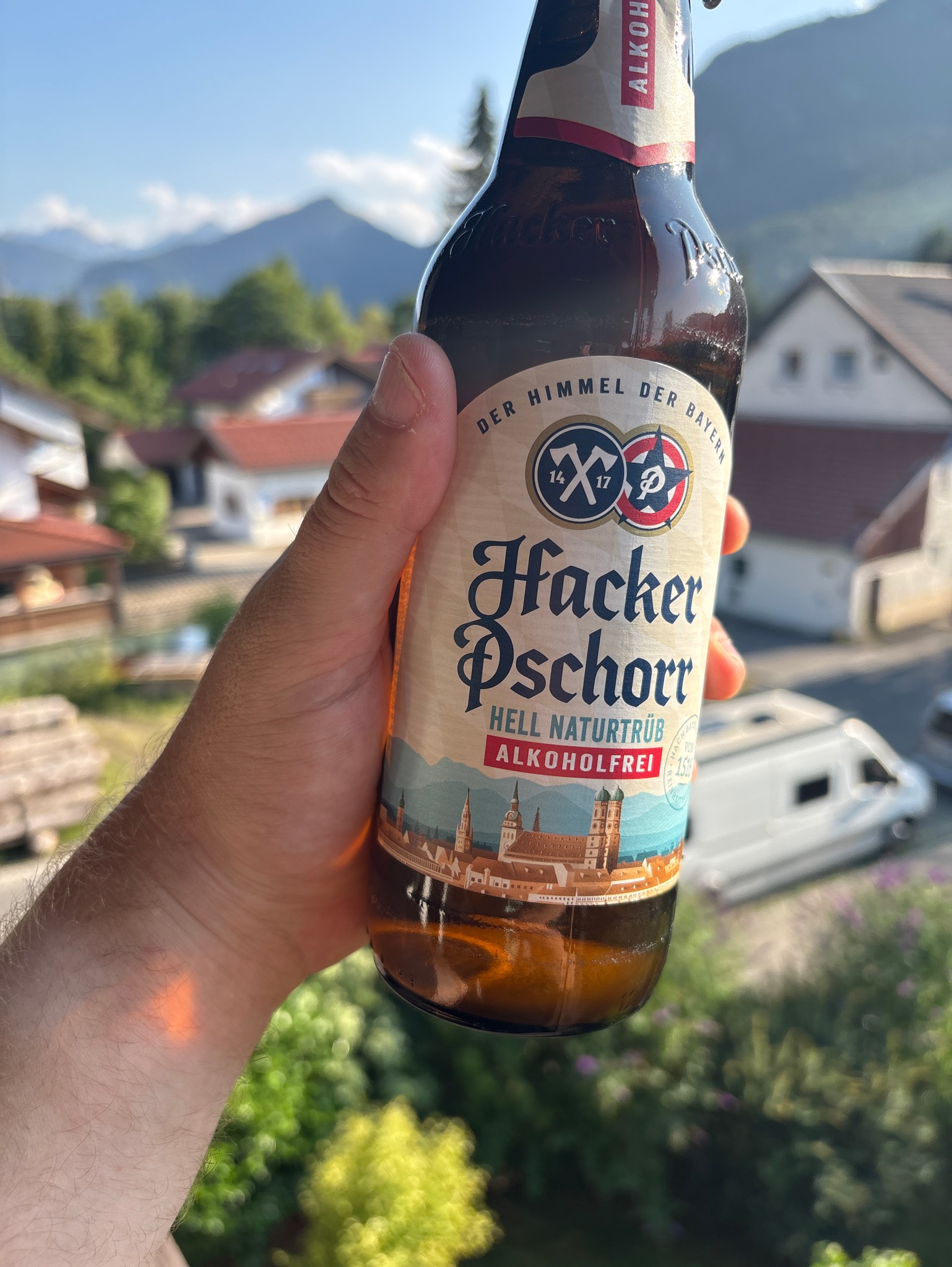 Hacker Pschorr Hell Naturtrüb alkoholfrei, Germany