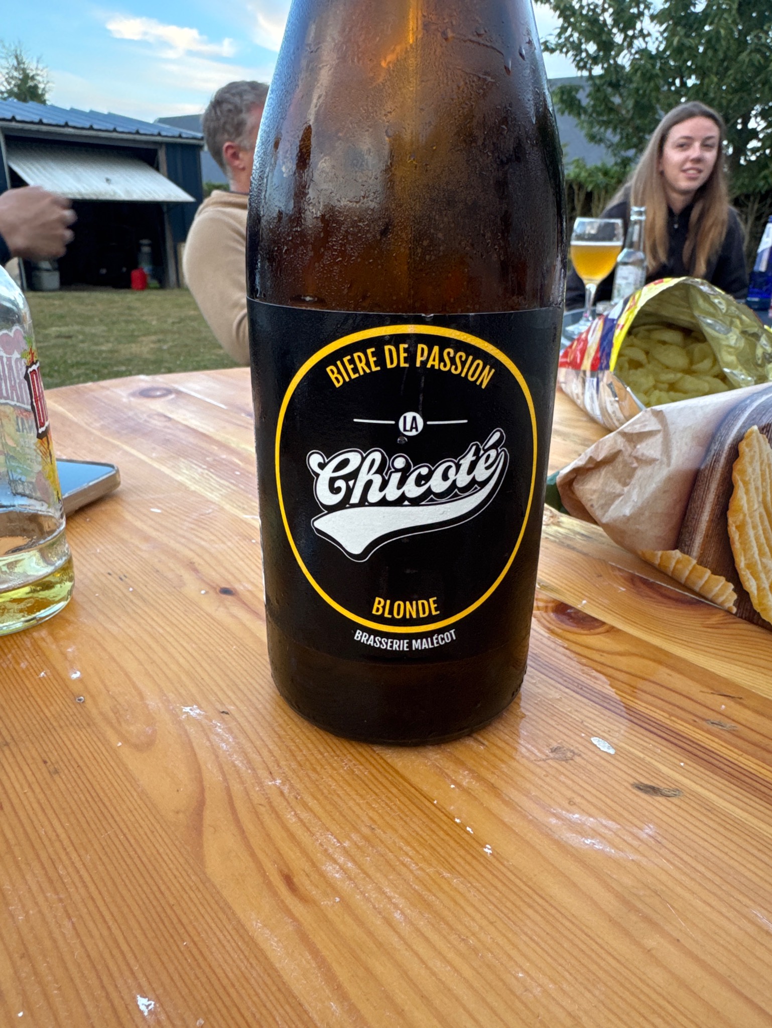 La Chicoté Blonde, Ateliers Malécot (Les Papillons Blancs De Lille)