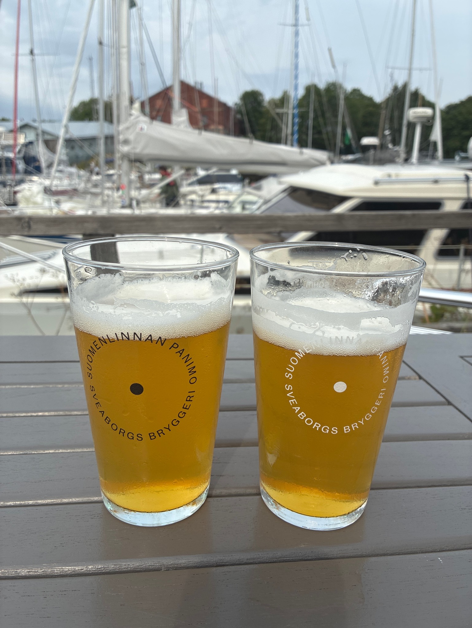 Sparre Apa, Finland