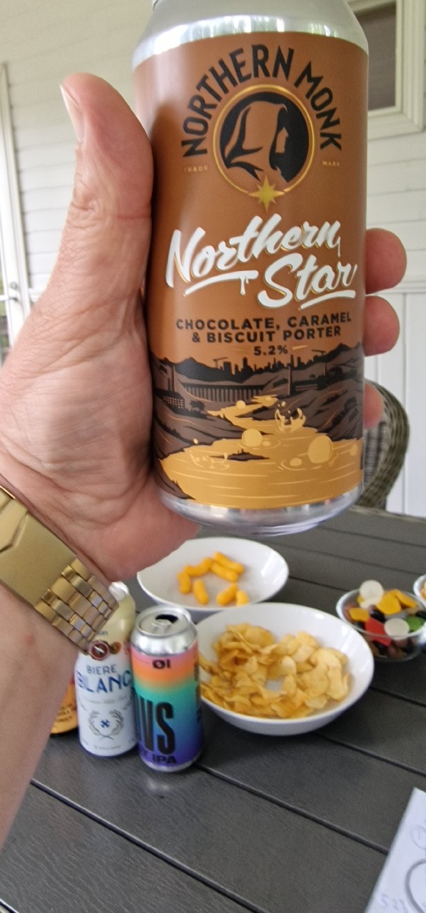Northern Star: Chocolate, Caramel & Biscuit Porter, England