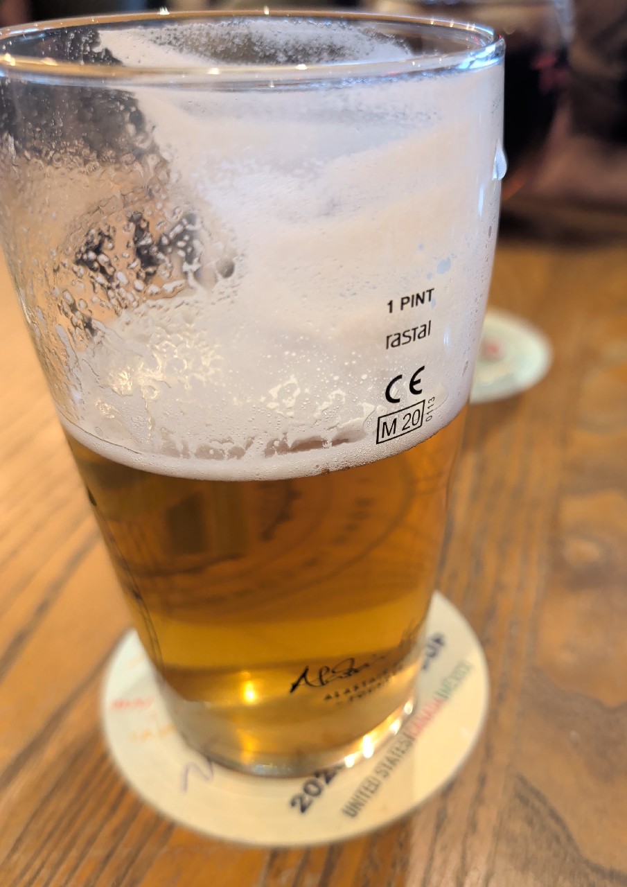 blodwen, Purple Moose Brewery / Bragdy Mŵs Piws