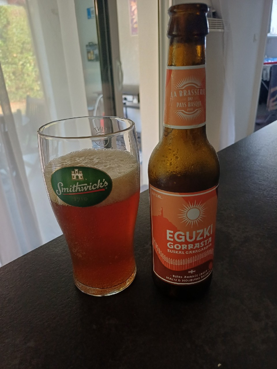 Eguzki Gorrasta Ambrée, France