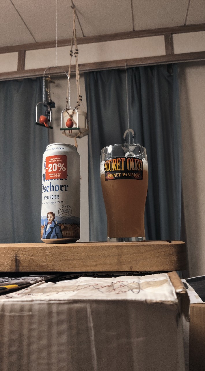 Hacker Pschorr Hefe Weiße / Weissbier, Germany