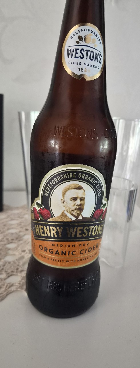 Henry Westons Medium Dry Organic Cider, England