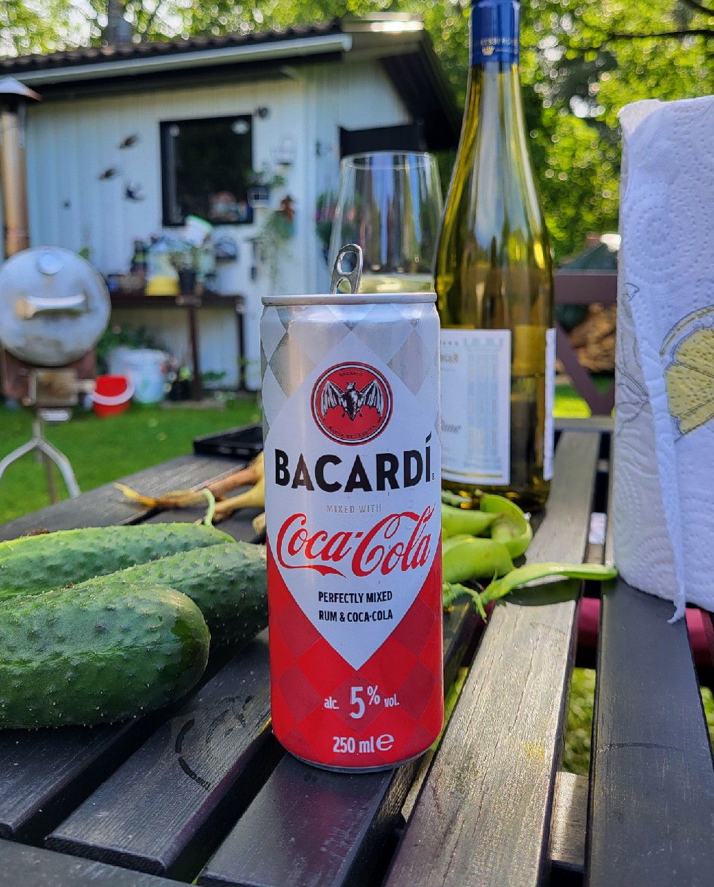 Bacardi Mixed With Coca Cola, Bacardi