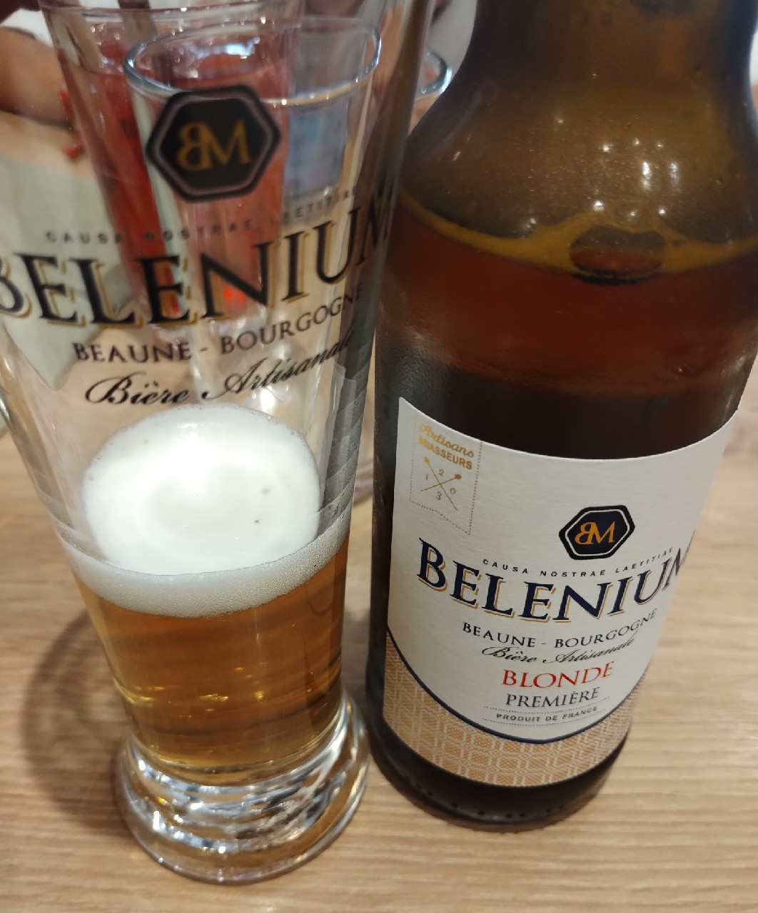 Belenium Blonde Première, Belenium