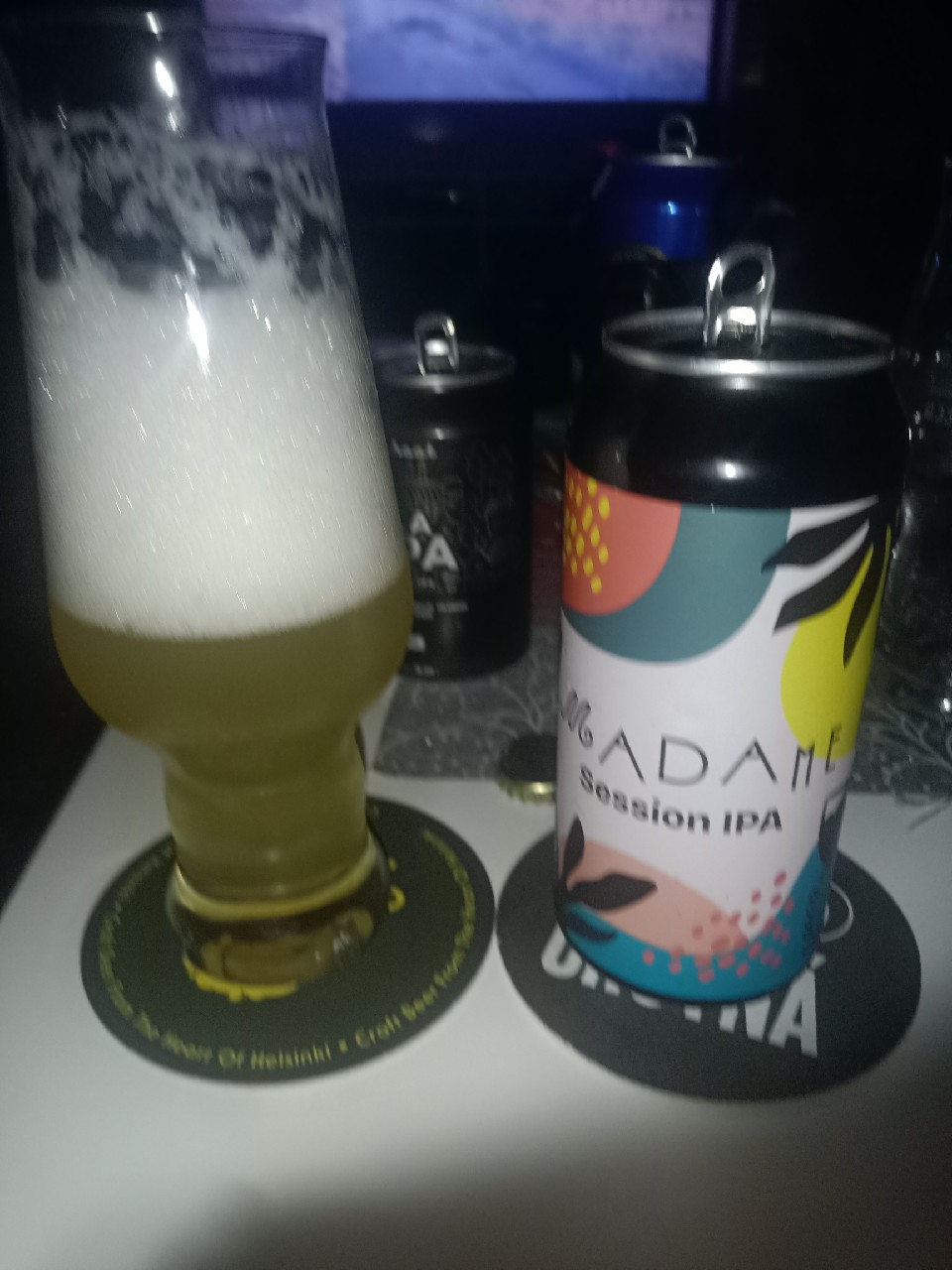 Madame, Finland