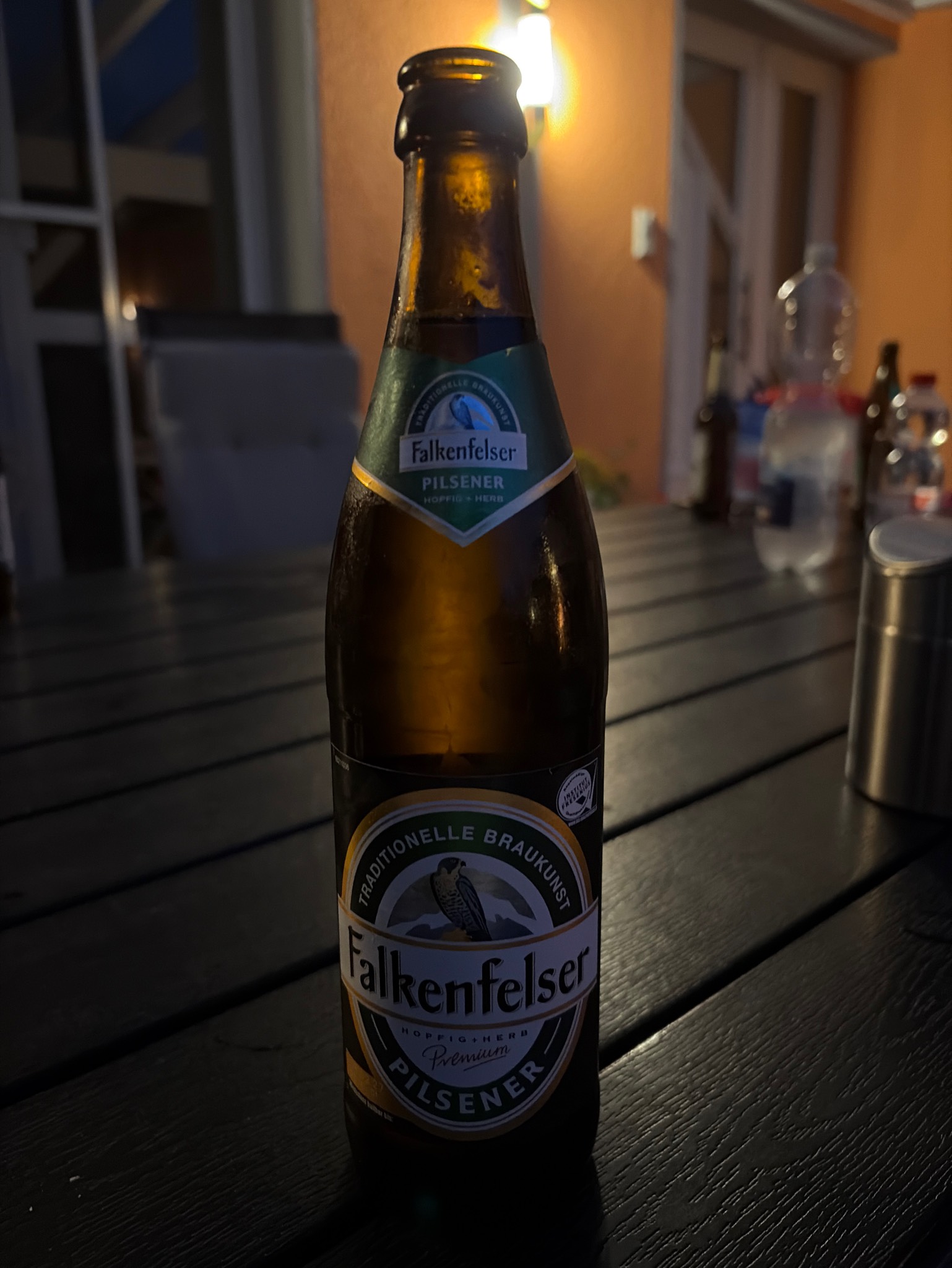 Falkenfelser Premium Pilsner, Bayernbräu Fränkische Saale (Netto)