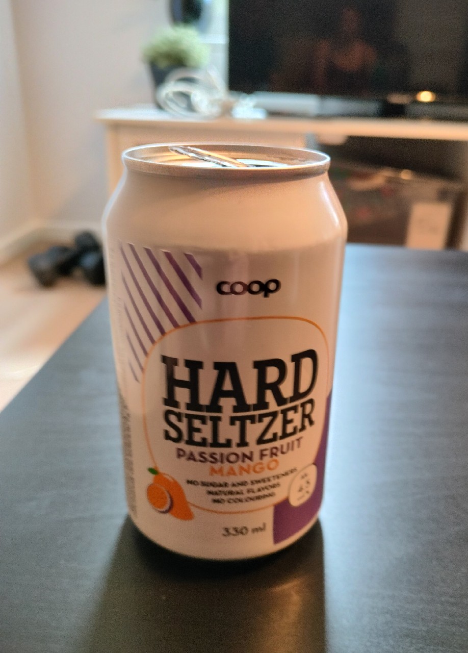 Coop Hard Seltzer Passion Fruit-Mango, Finland