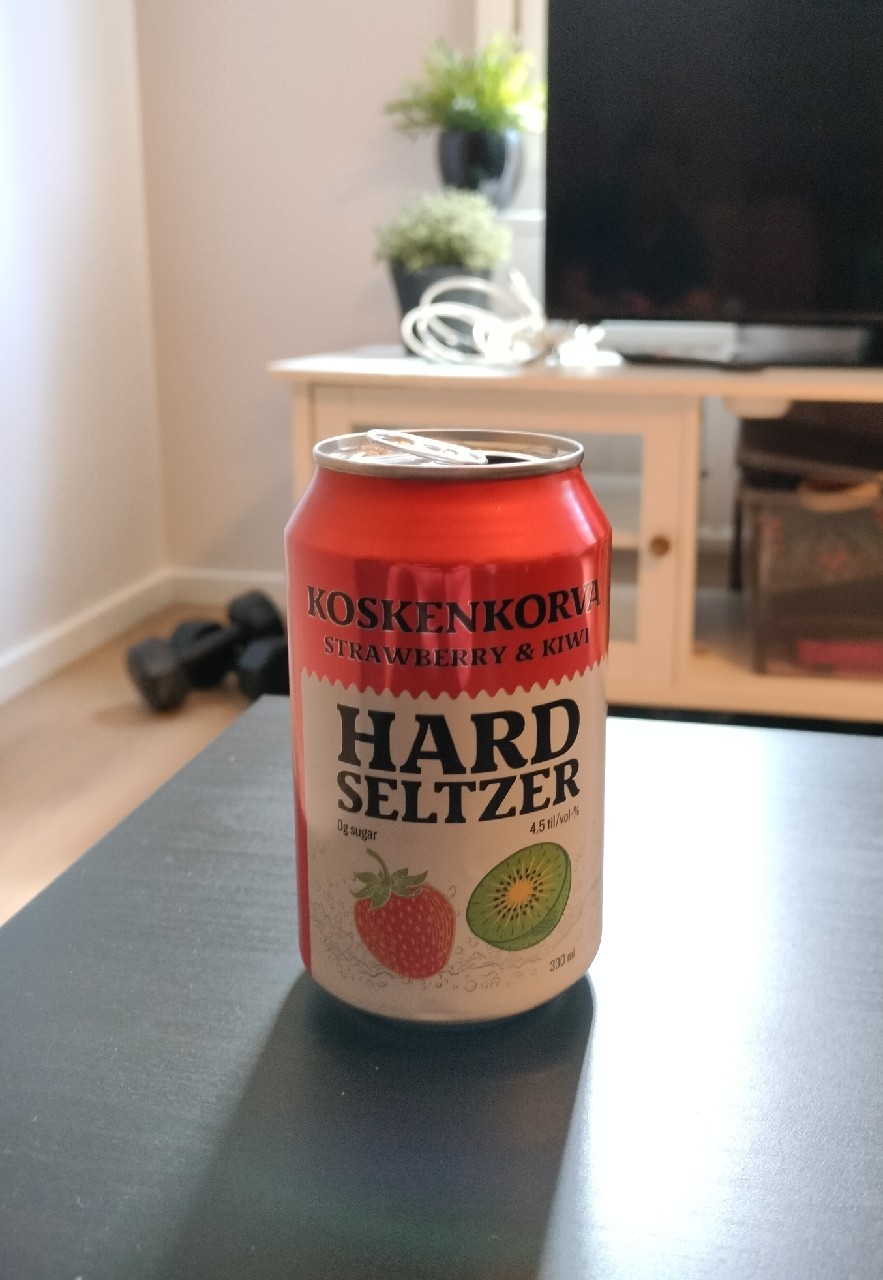 Koskenkorva Vichy Mansikka & Kiivi, Finland