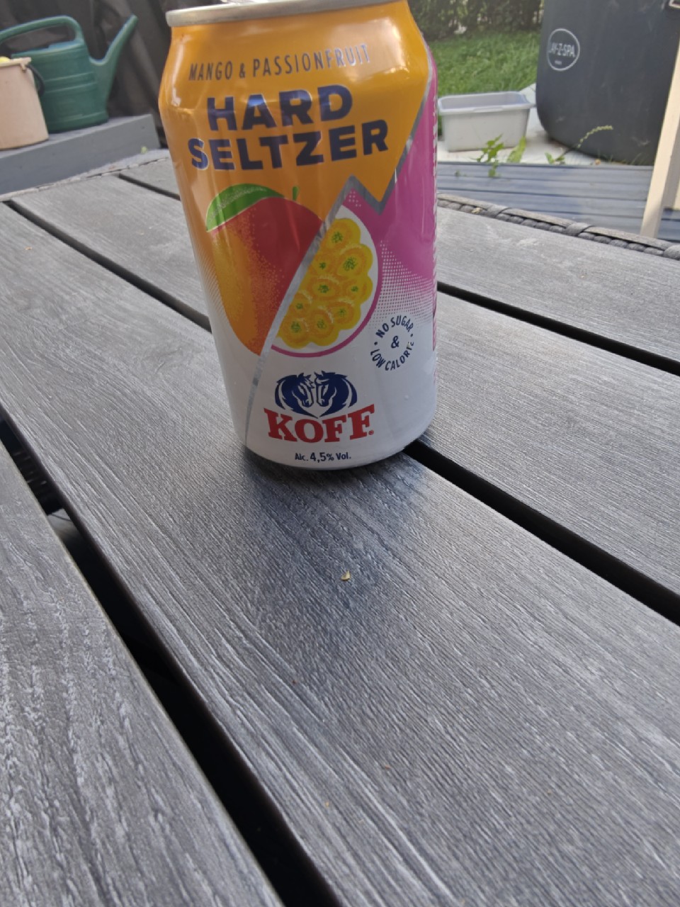 KOFF Hard Seltzer Mango-Passionfruit, Finland