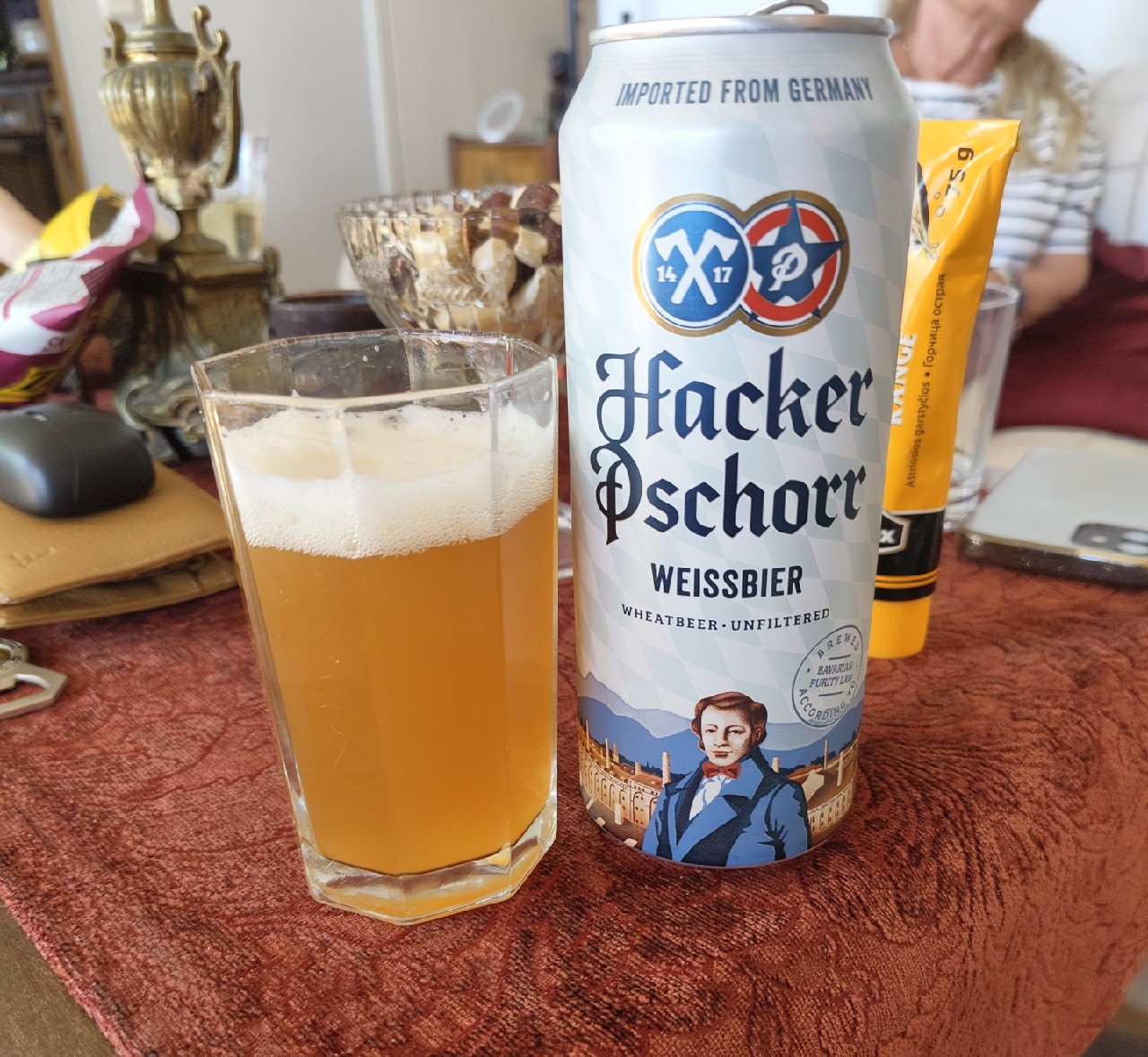 Hacker Pschorr Hefe Weiße / Weissbier, Germany