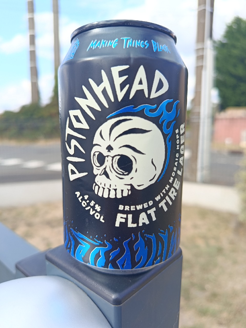 Pistonhead Flat Tire 4.5%, Sweden