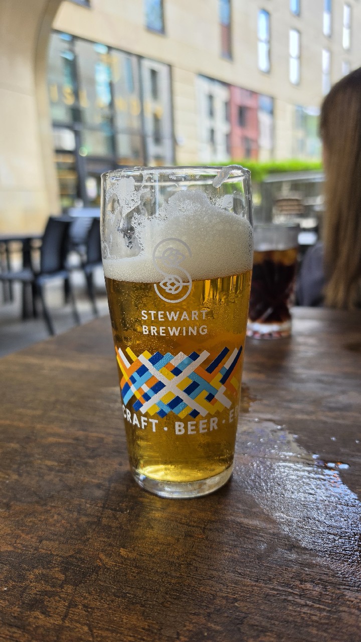 Hollyrood, Stewart Brewing