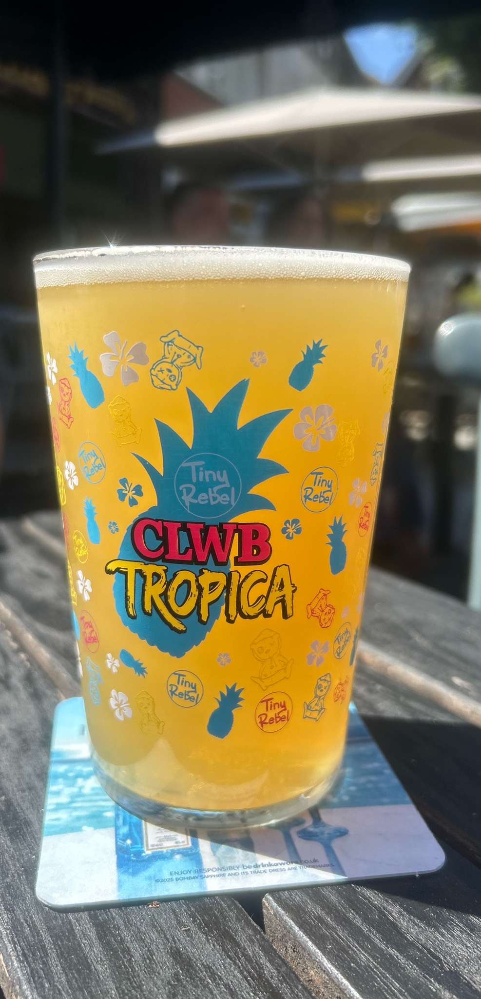 CLWB Tropica, Wales