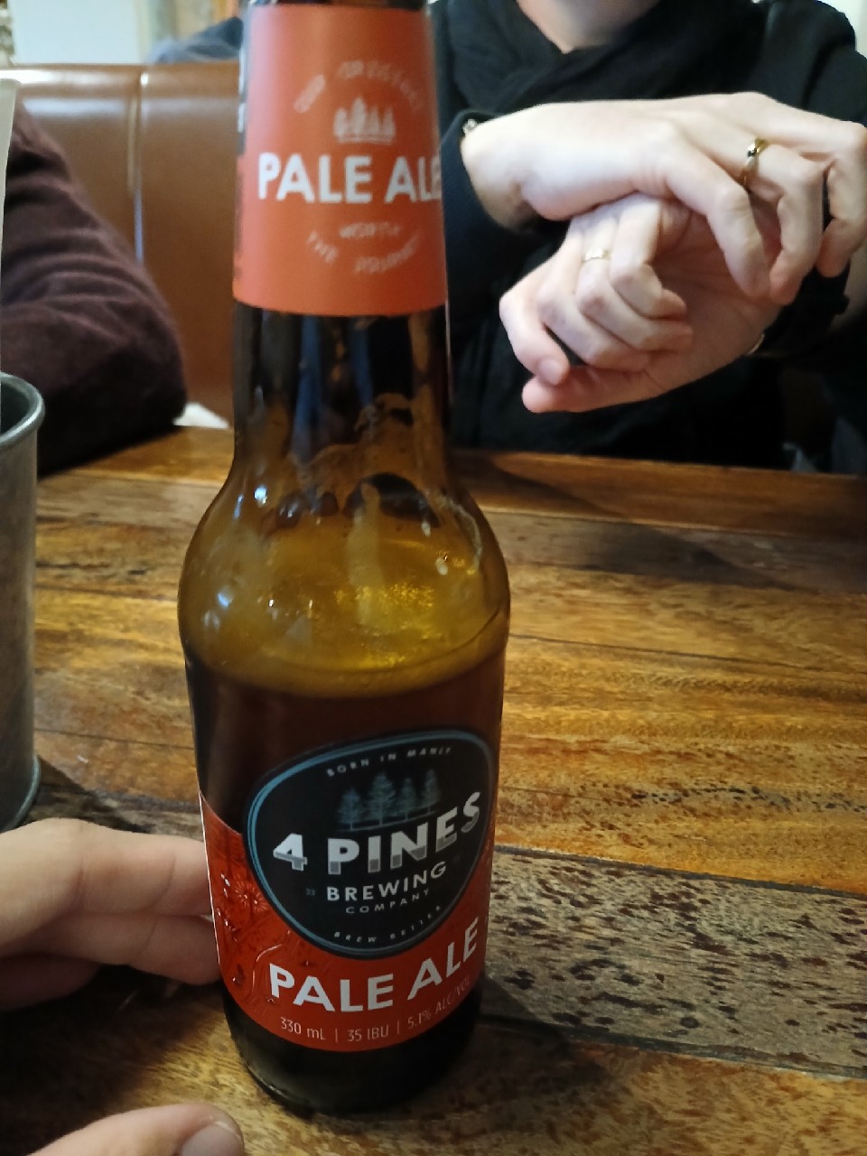 4 Pines Pale Ale, 4 Pines Brewing Company (AB InBev)