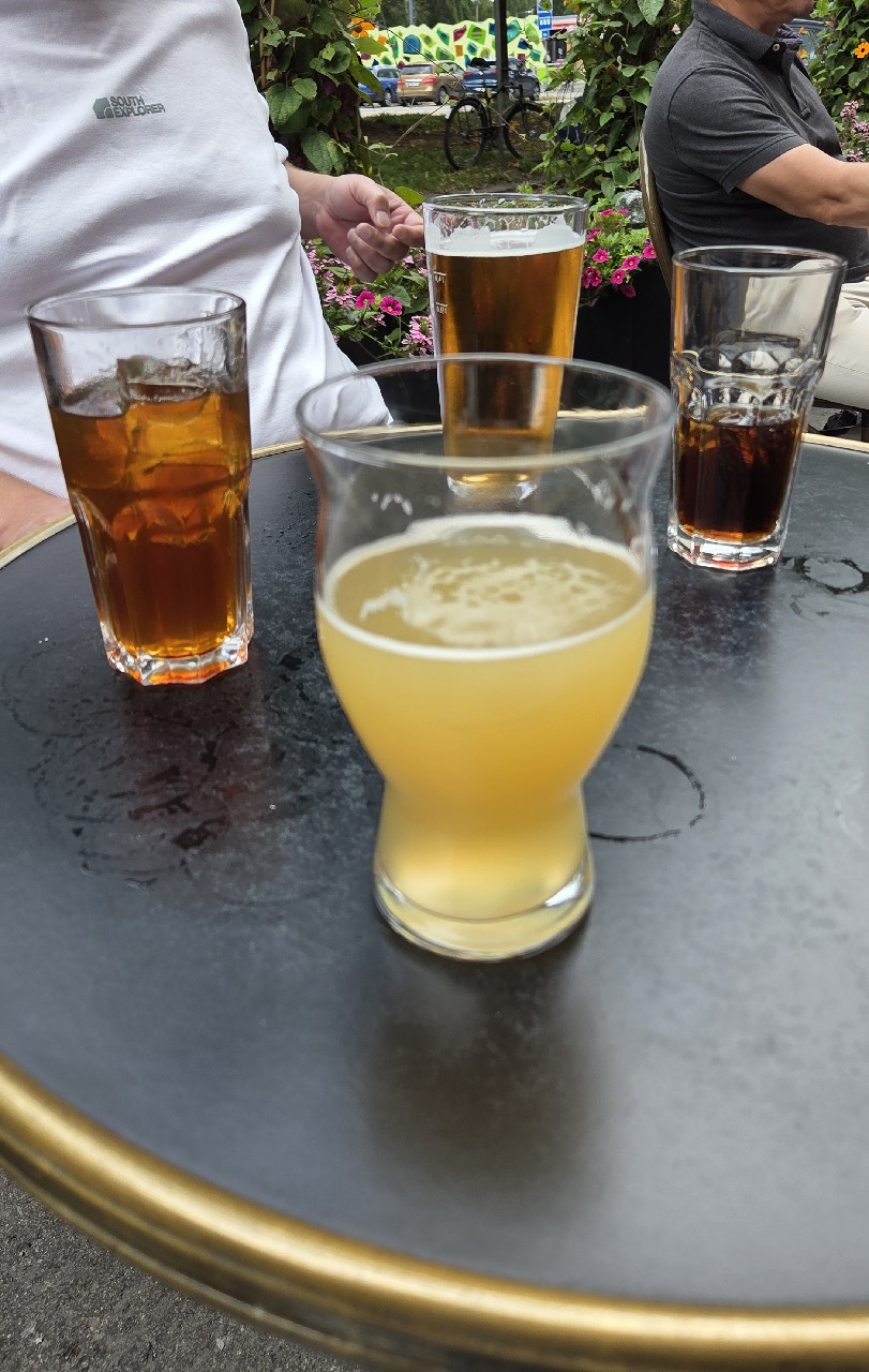 Hazy Uncle, Finland