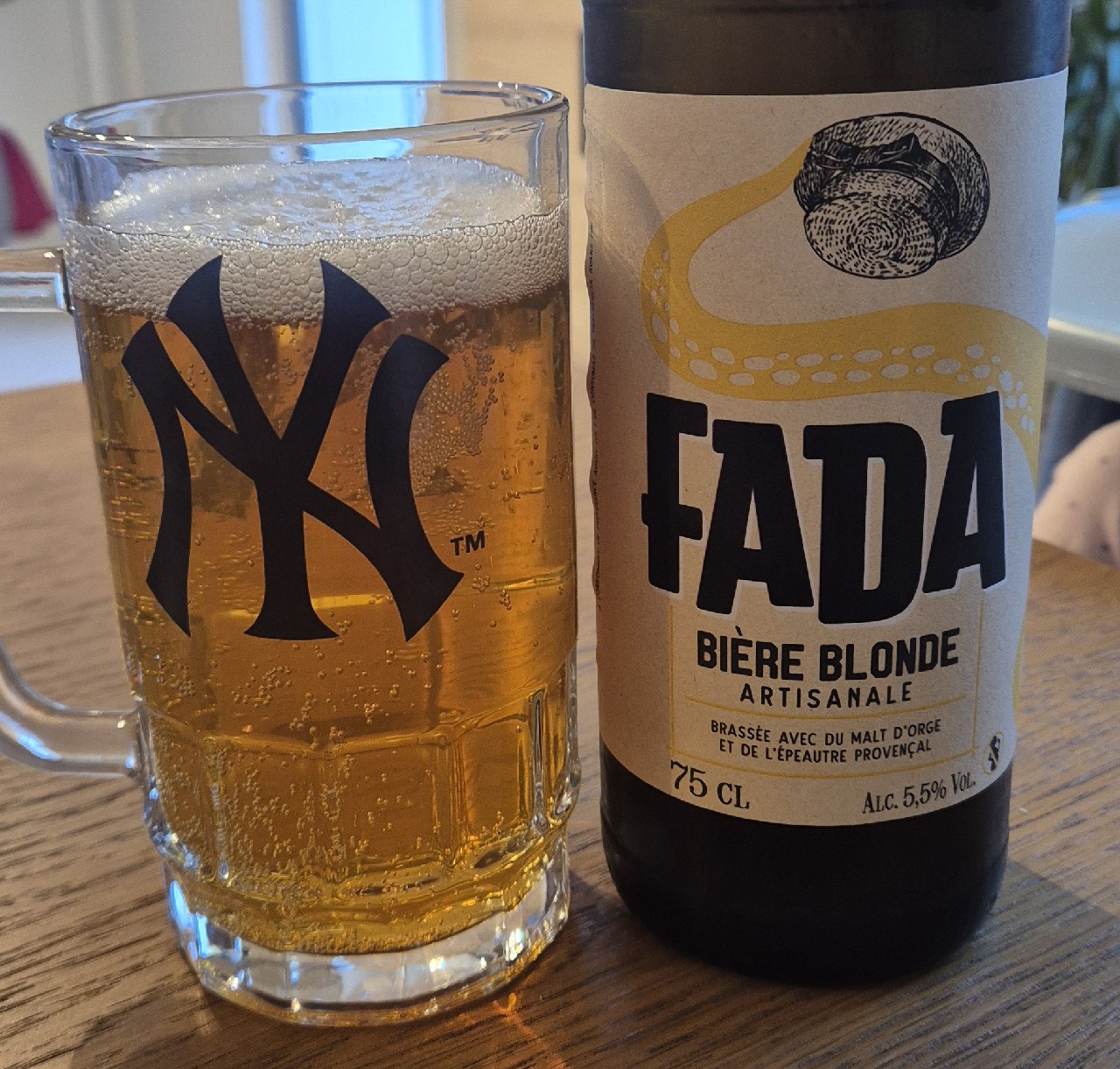 Fada Blonde, France