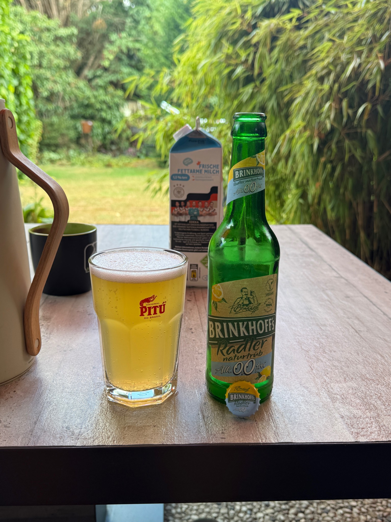 Brinkhoffs Radler 0,0, Brauerei Brinkhoff (Oetker Group)