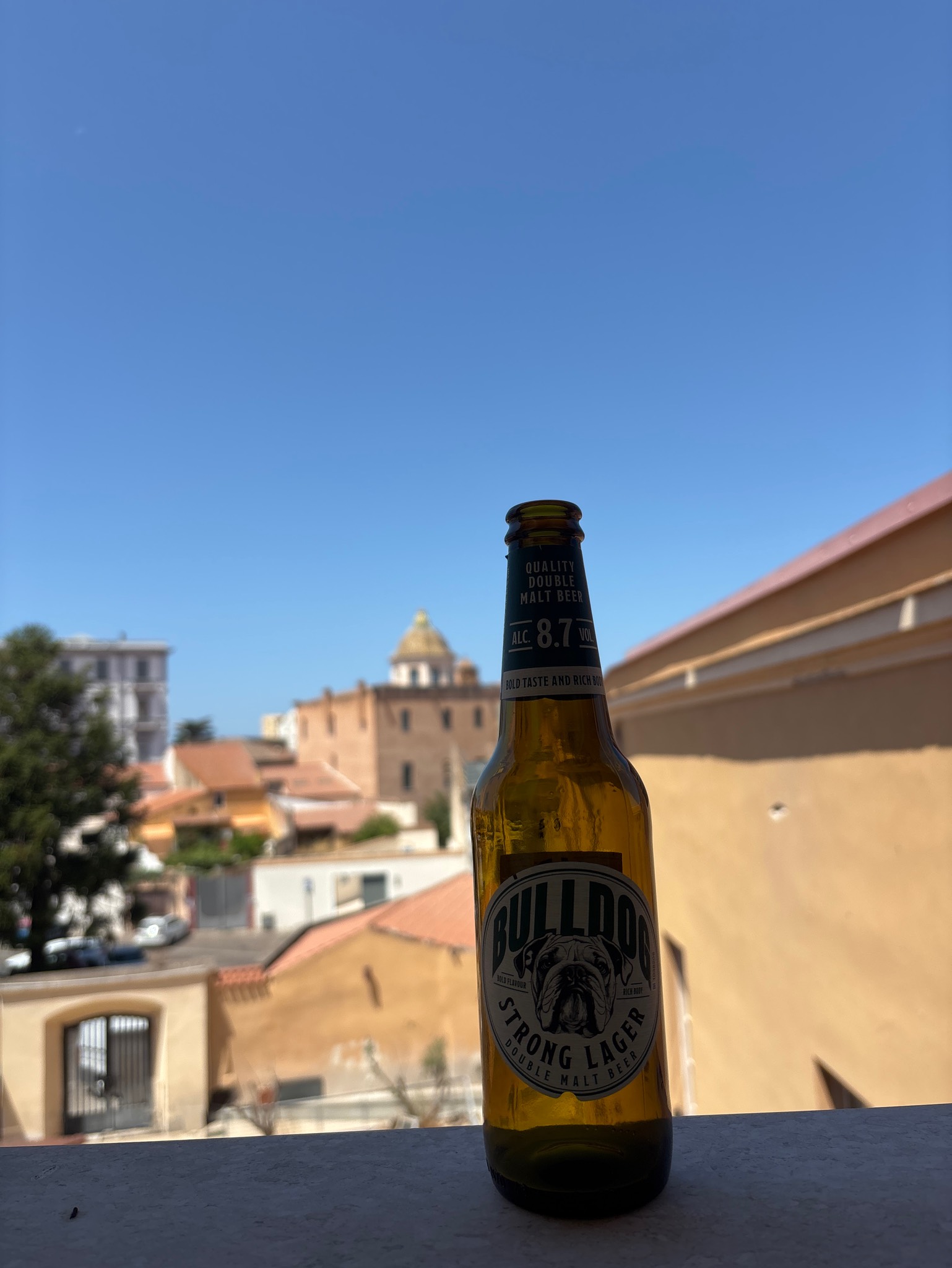 Bulldog Strong Lager, England