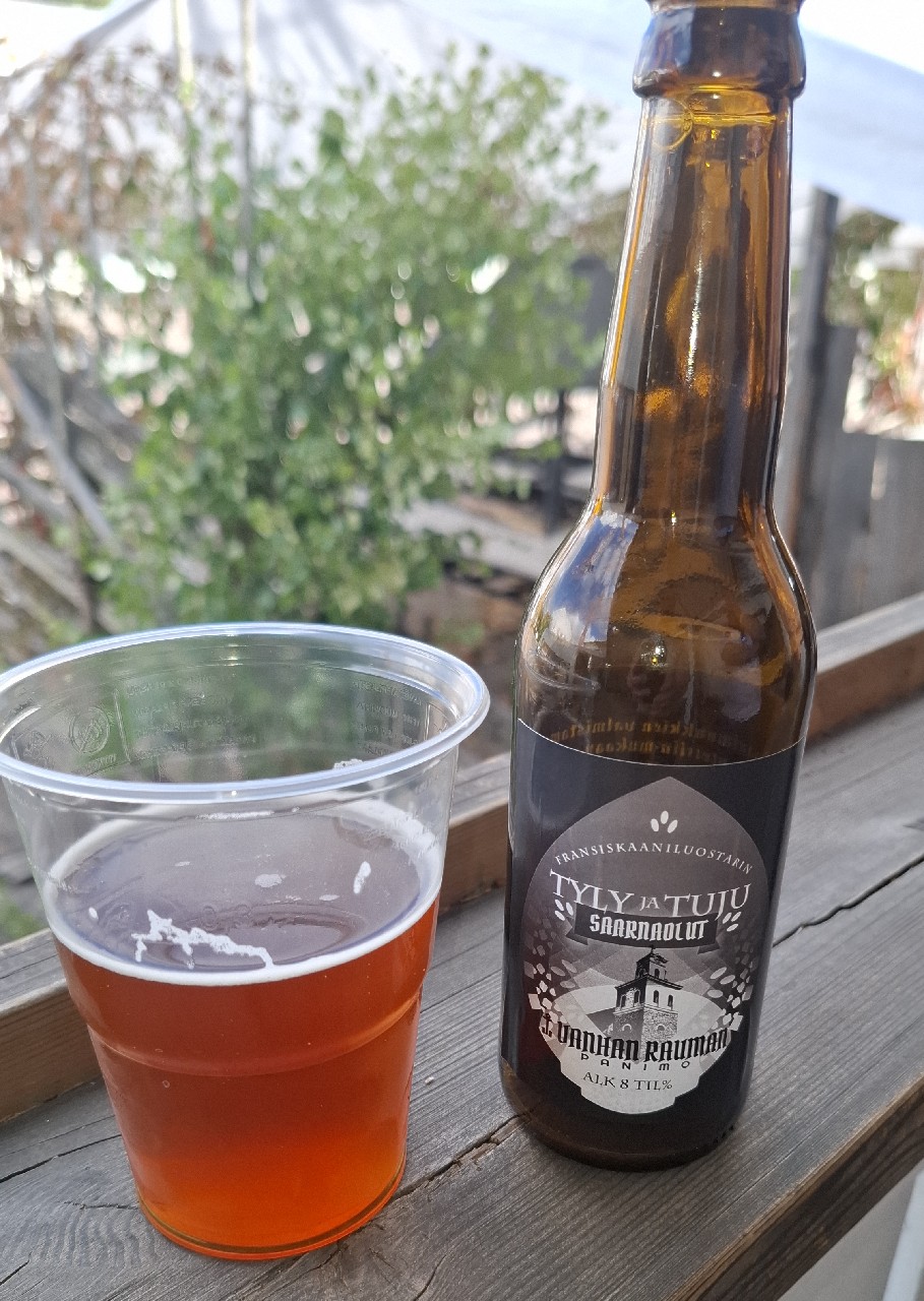 Tyly Ja Tuju Saarnaolut, Olu Bryki Raum