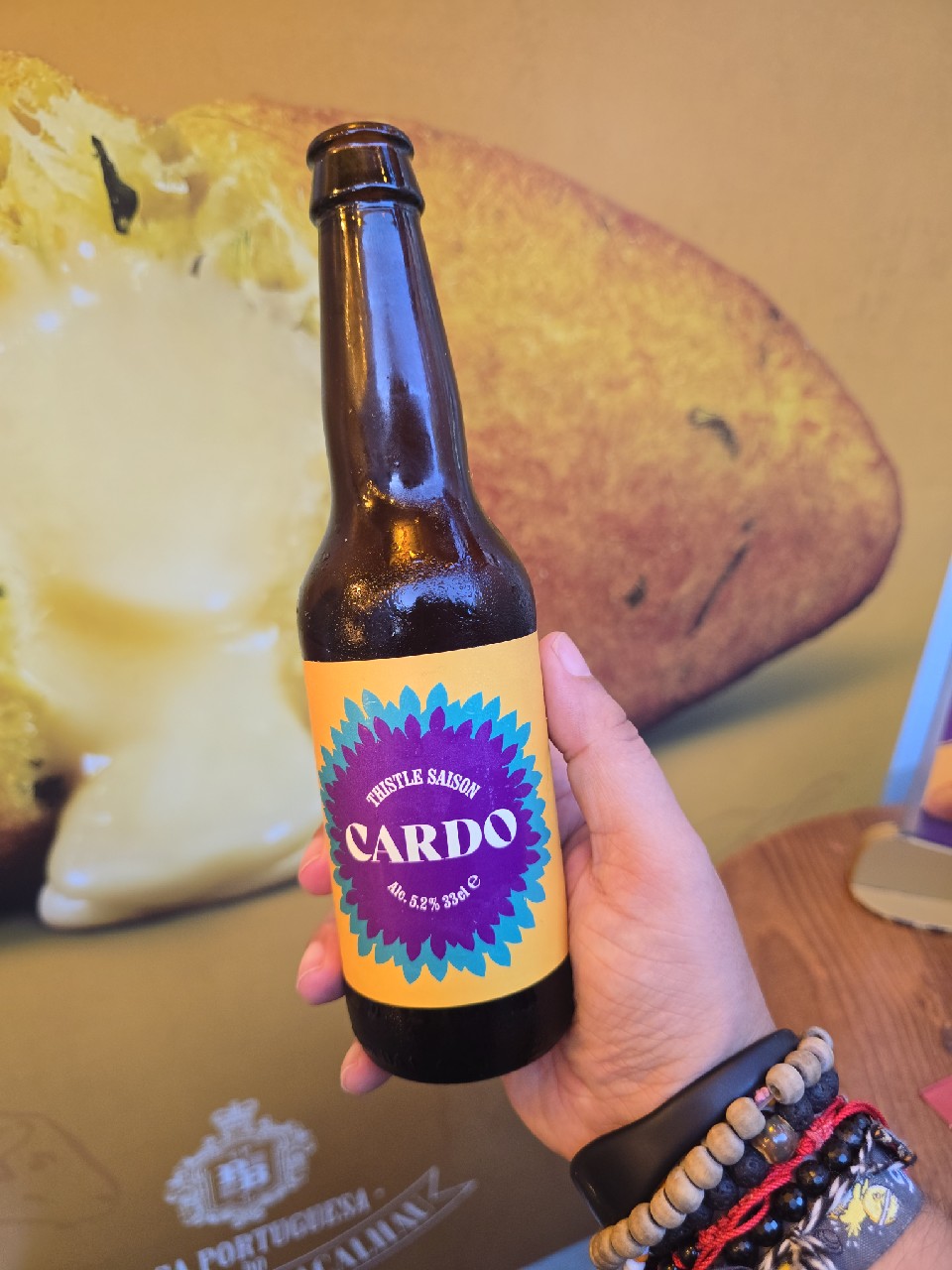 thistle saison cardo, Dois Corvos Cervejeira