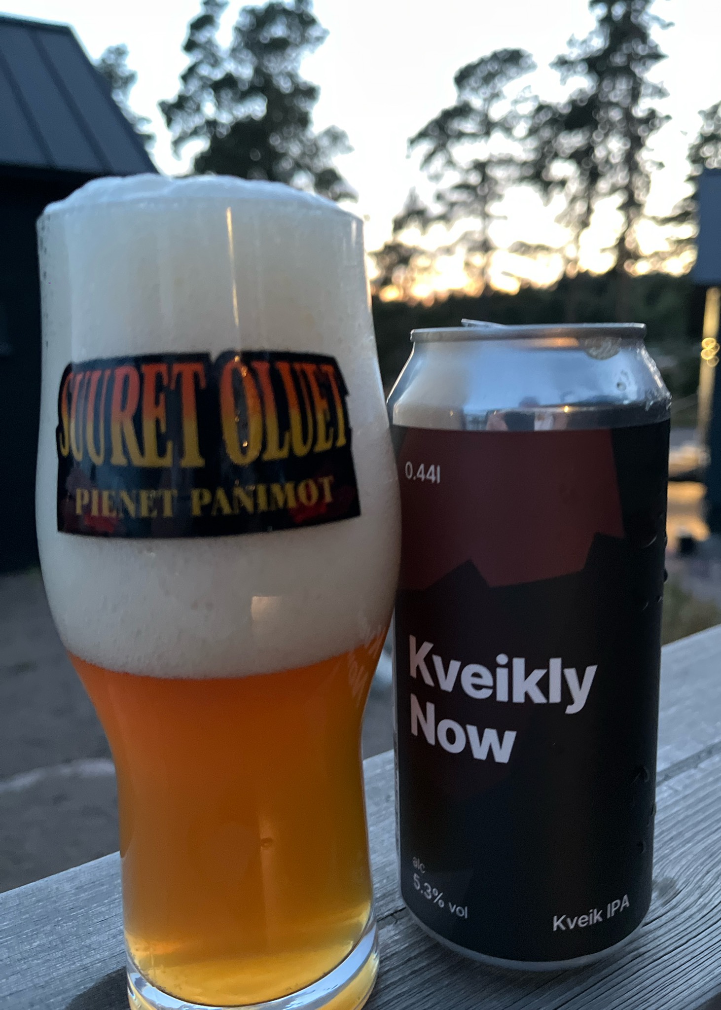 Kveikly Now, Vaat