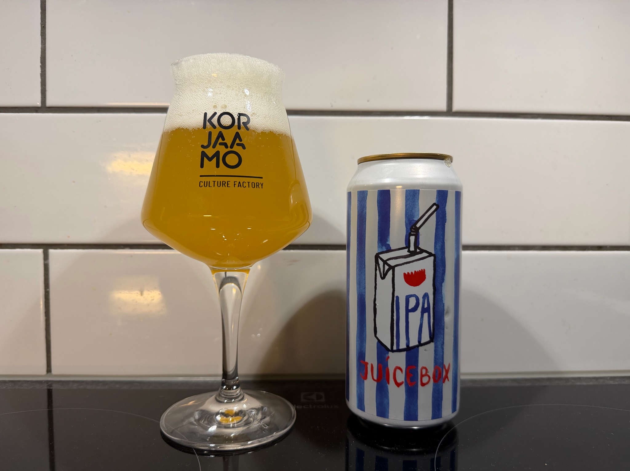 Juicebox, Estonia