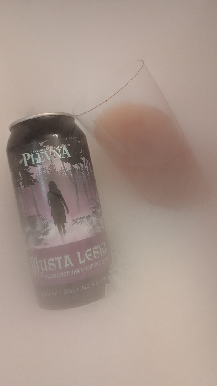 Musta Leski, Finland