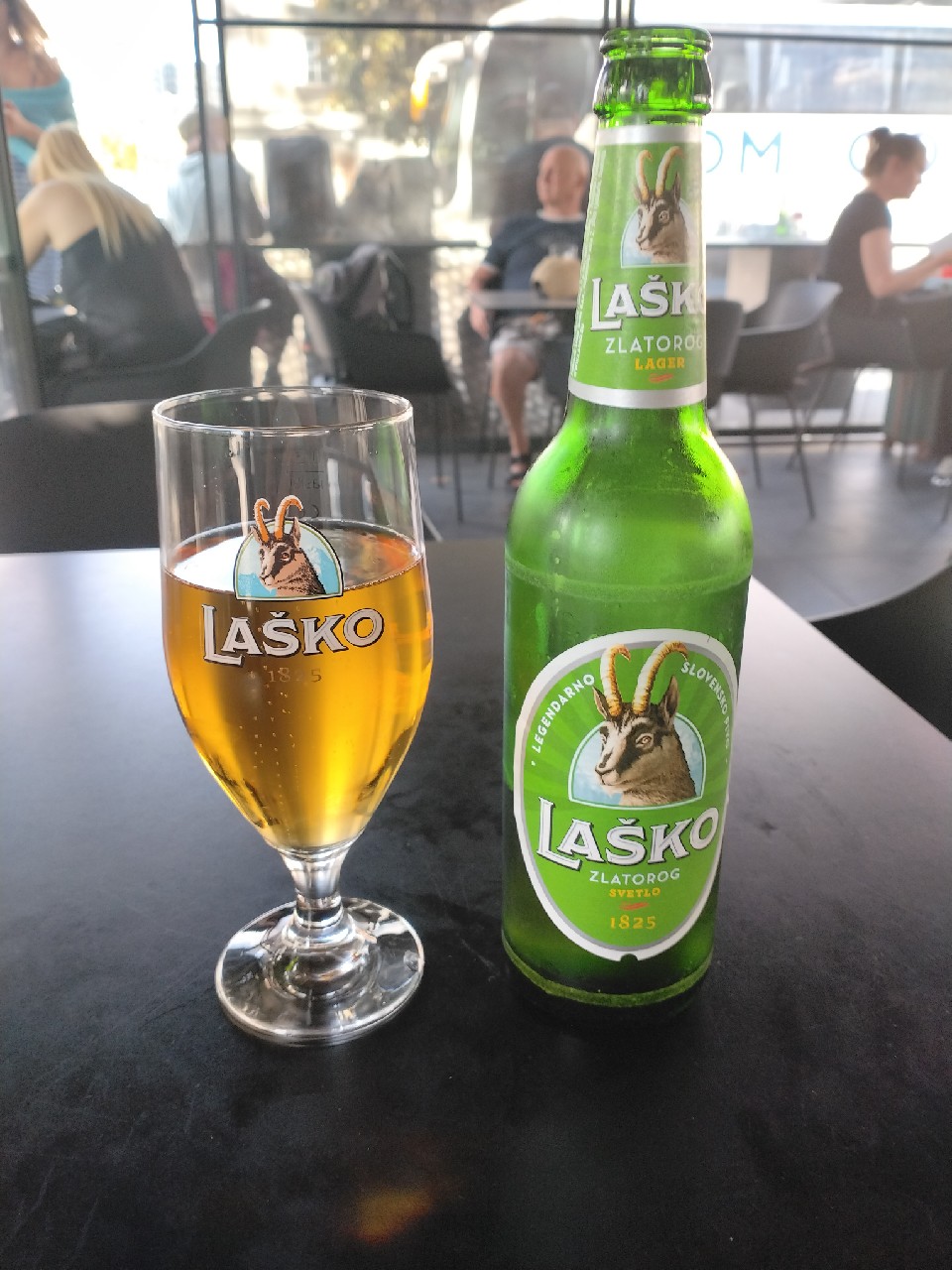 Laško Zlatorog Svetlo / Lager, Slovenia