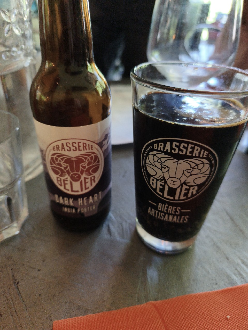 Dark Heart, Brasserie Bélier