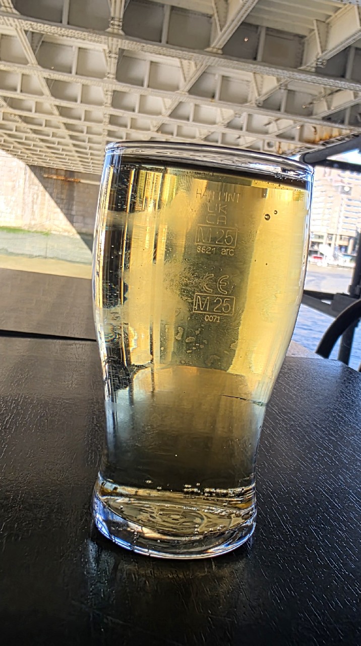Appleshed Premium Cider, Gloucester Brewery