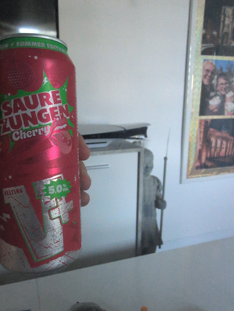 Veltins V Saure Zungen Cherry, Germany
