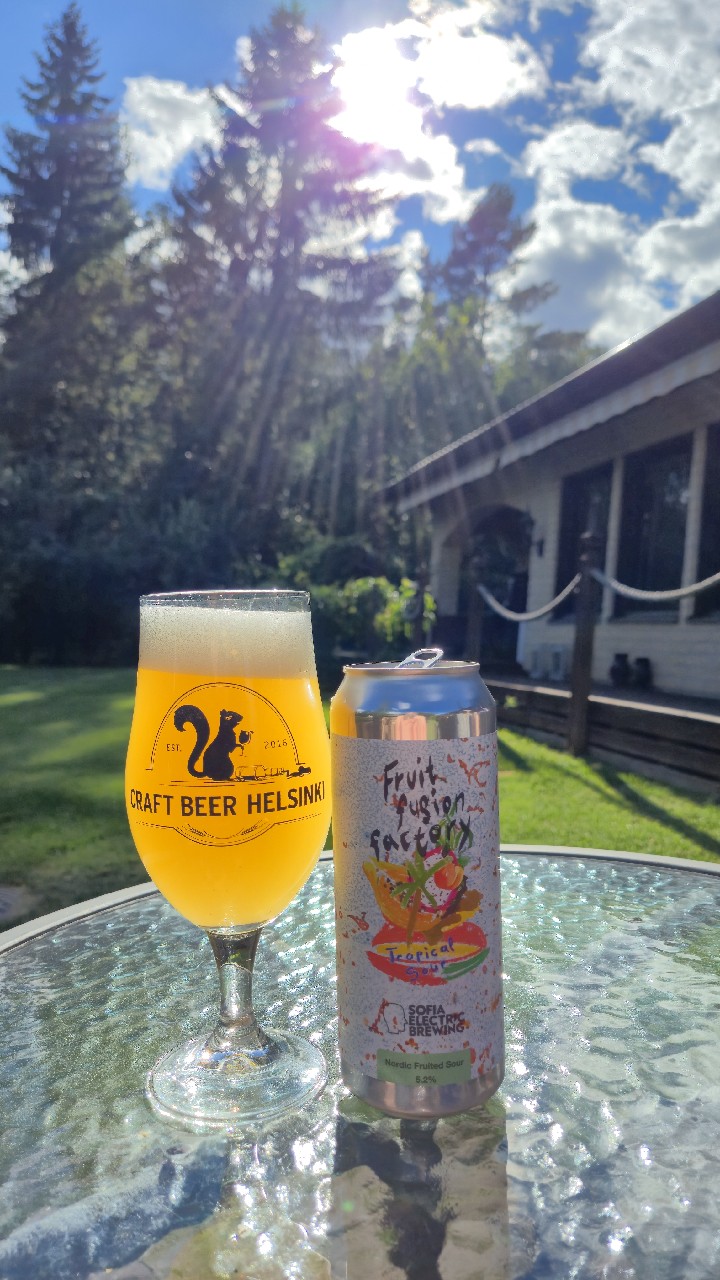 fruit fusion tropical sour, Sofia Electric Brewing