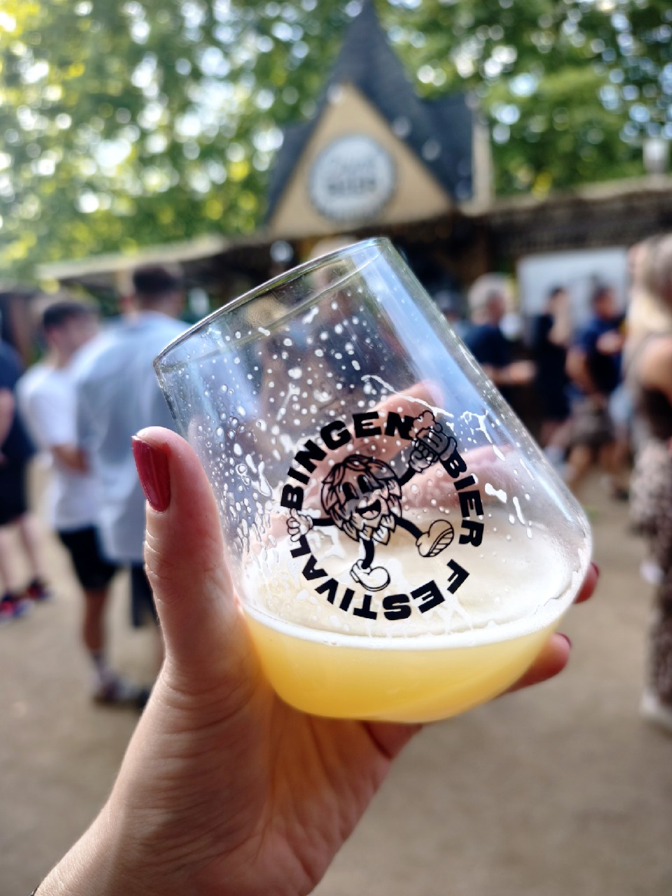 Double Happiness V8 Water Pig, Romania
