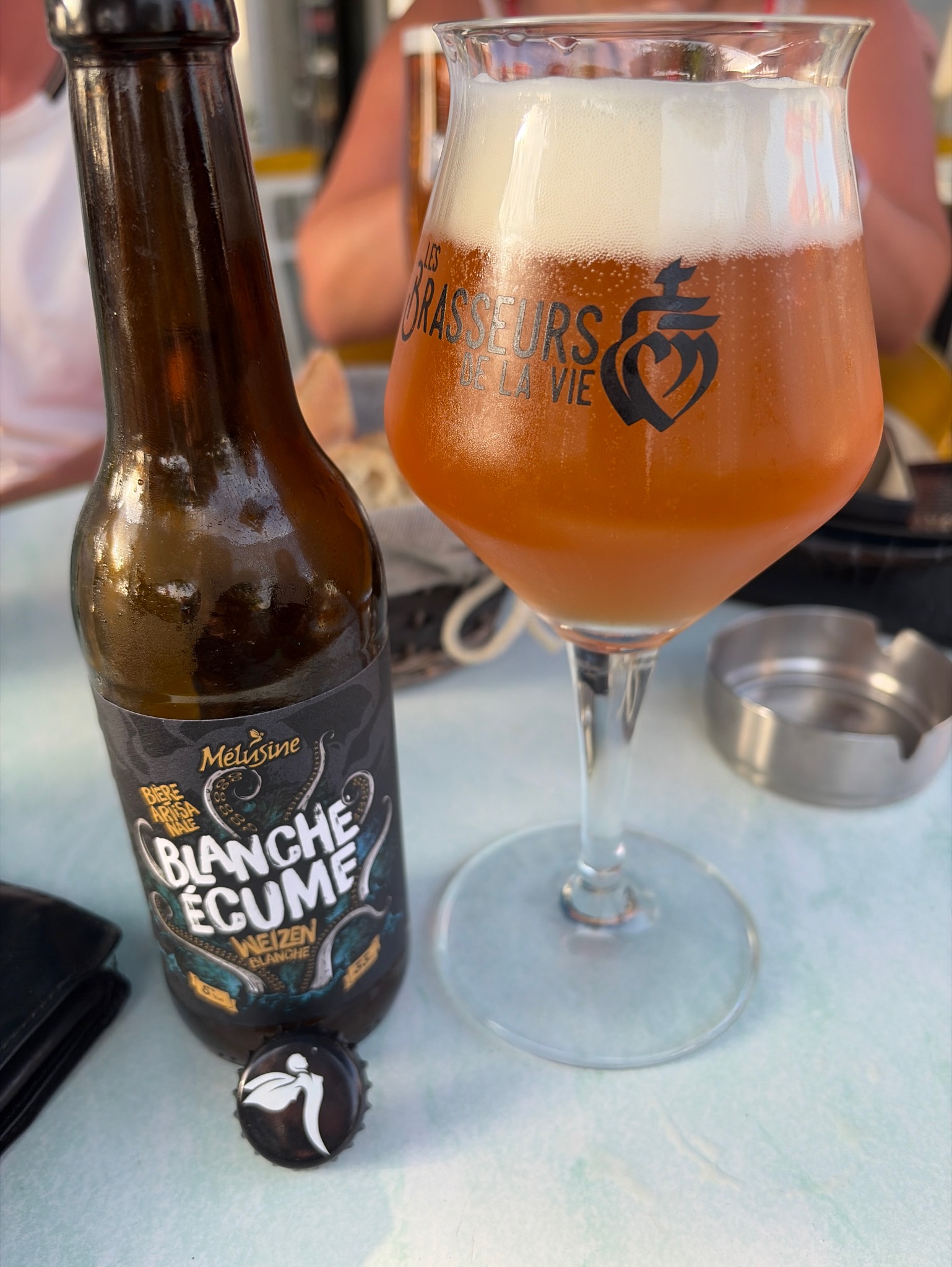 Blanche Écume, France