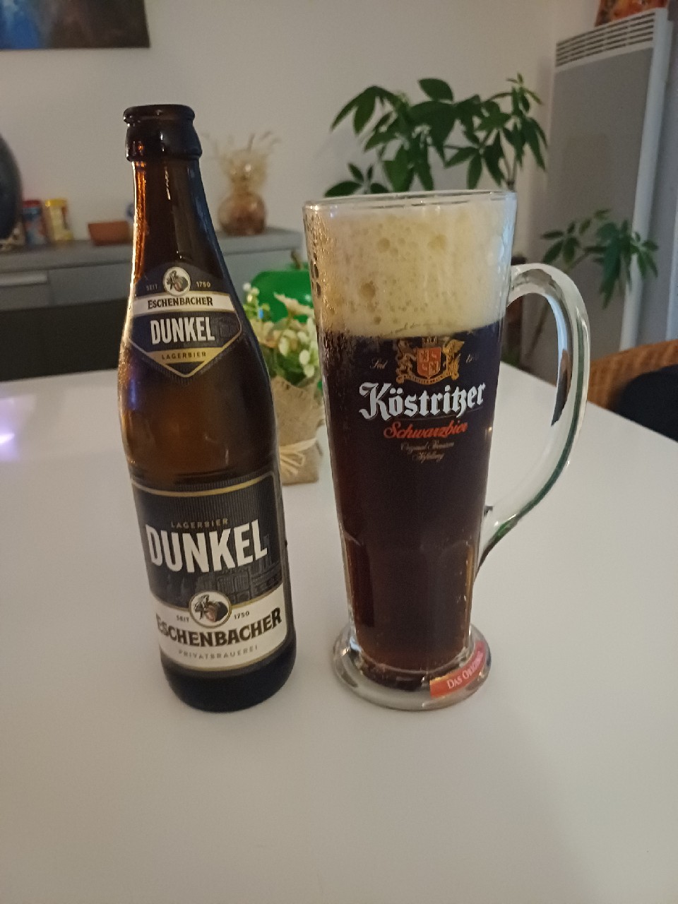 Eschenbacher Lagerbier Dunkel, Eschenbacher Privatbrauerei