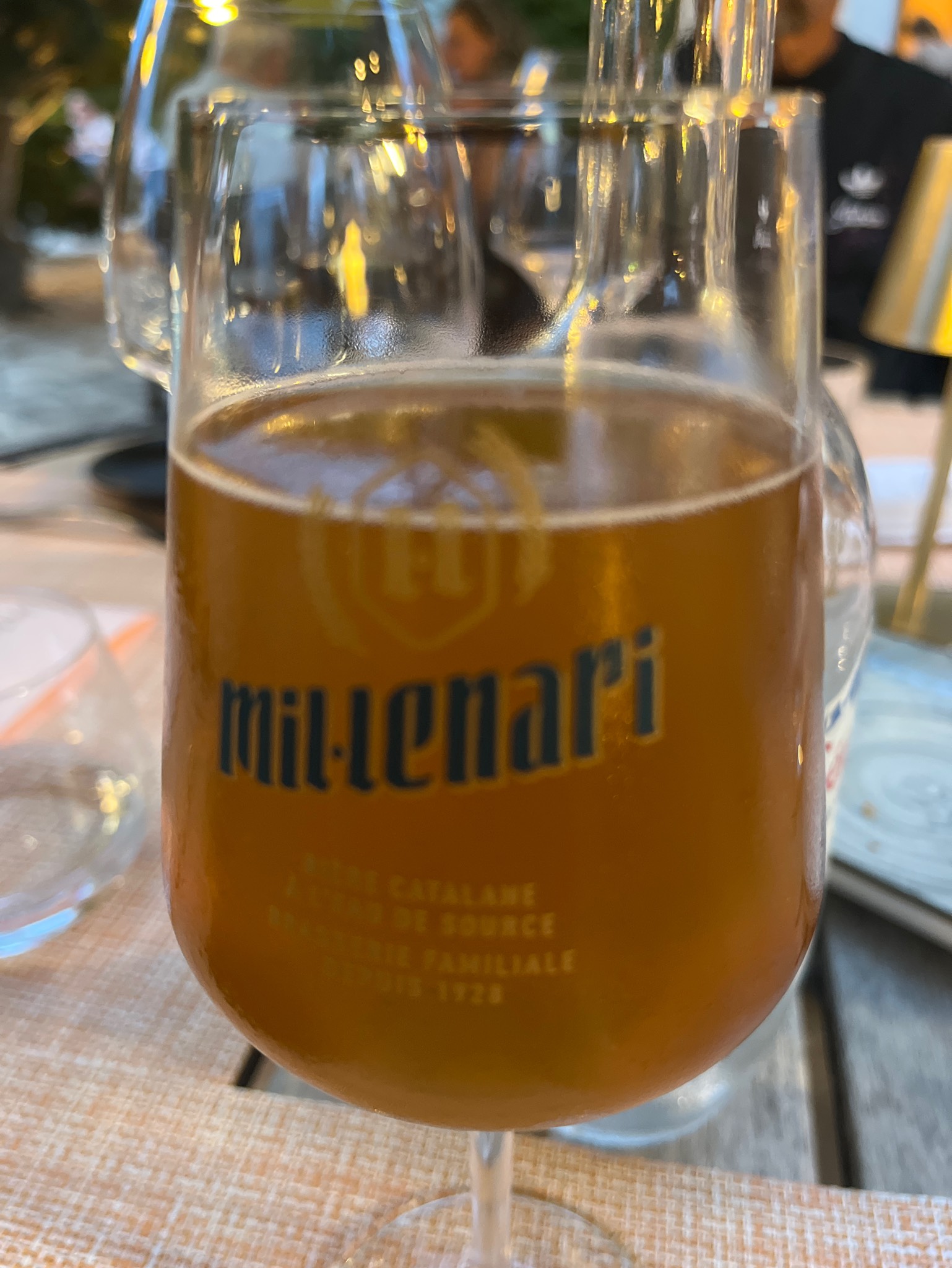 Mil.lenari Blonde Ambrée, Brasserie Milles